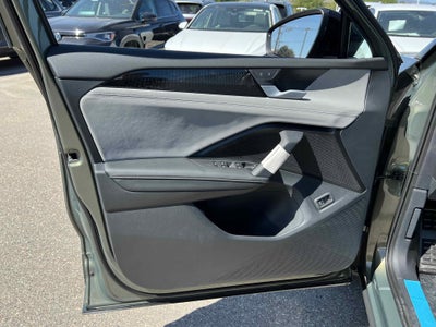 2025 Volkswagen Tiguan SE R-Line Black