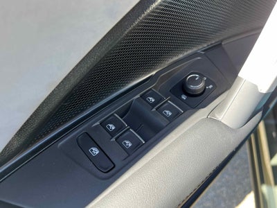 2025 Volkswagen Tiguan SE R-Line Black