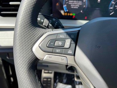 2025 Volkswagen Tiguan SE R-Line Black