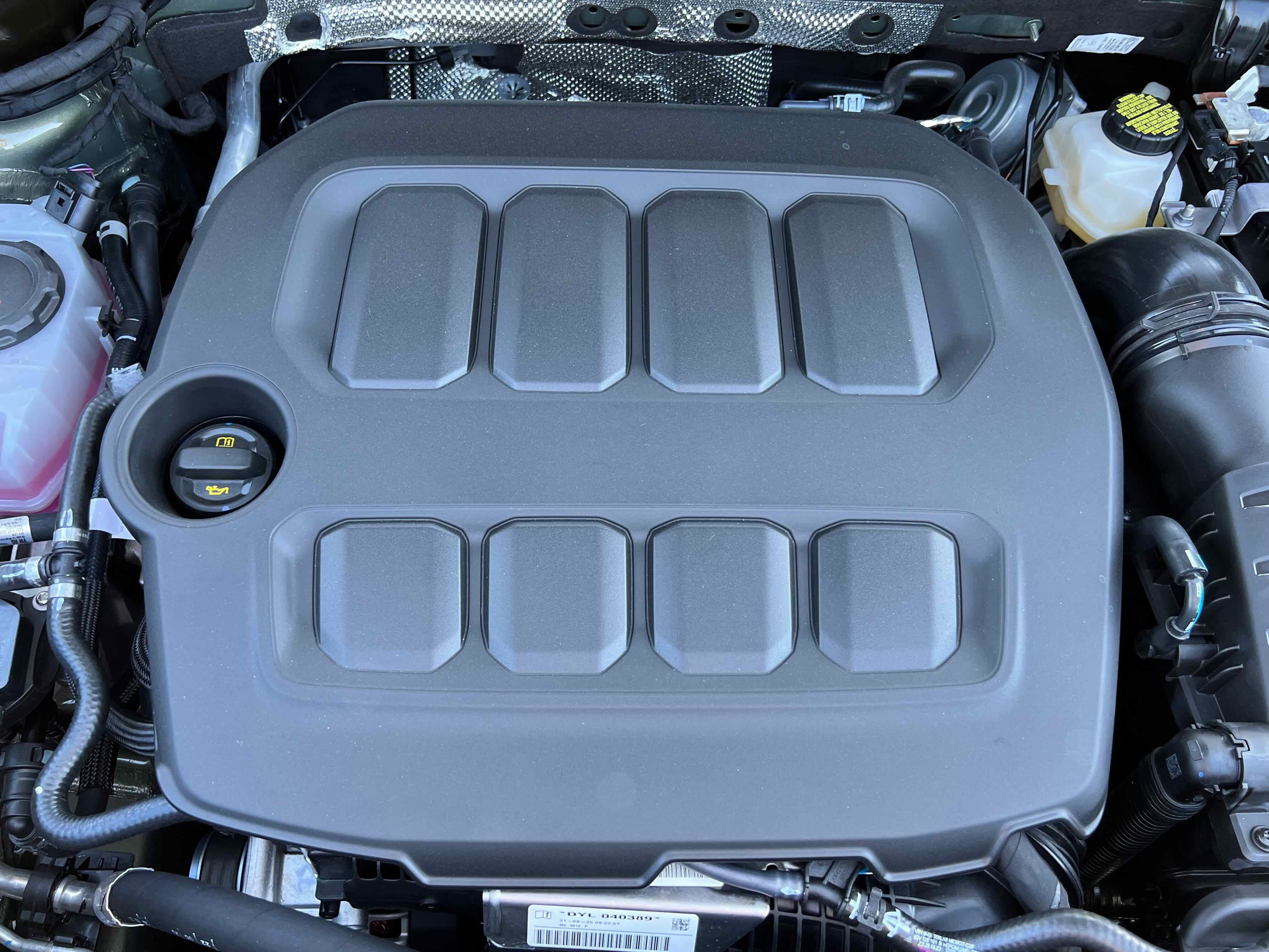 2025 Volkswagen Tiguan SE R-Line Black