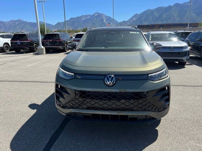 2025 Volkswagen Tiguan SE R-Line Black