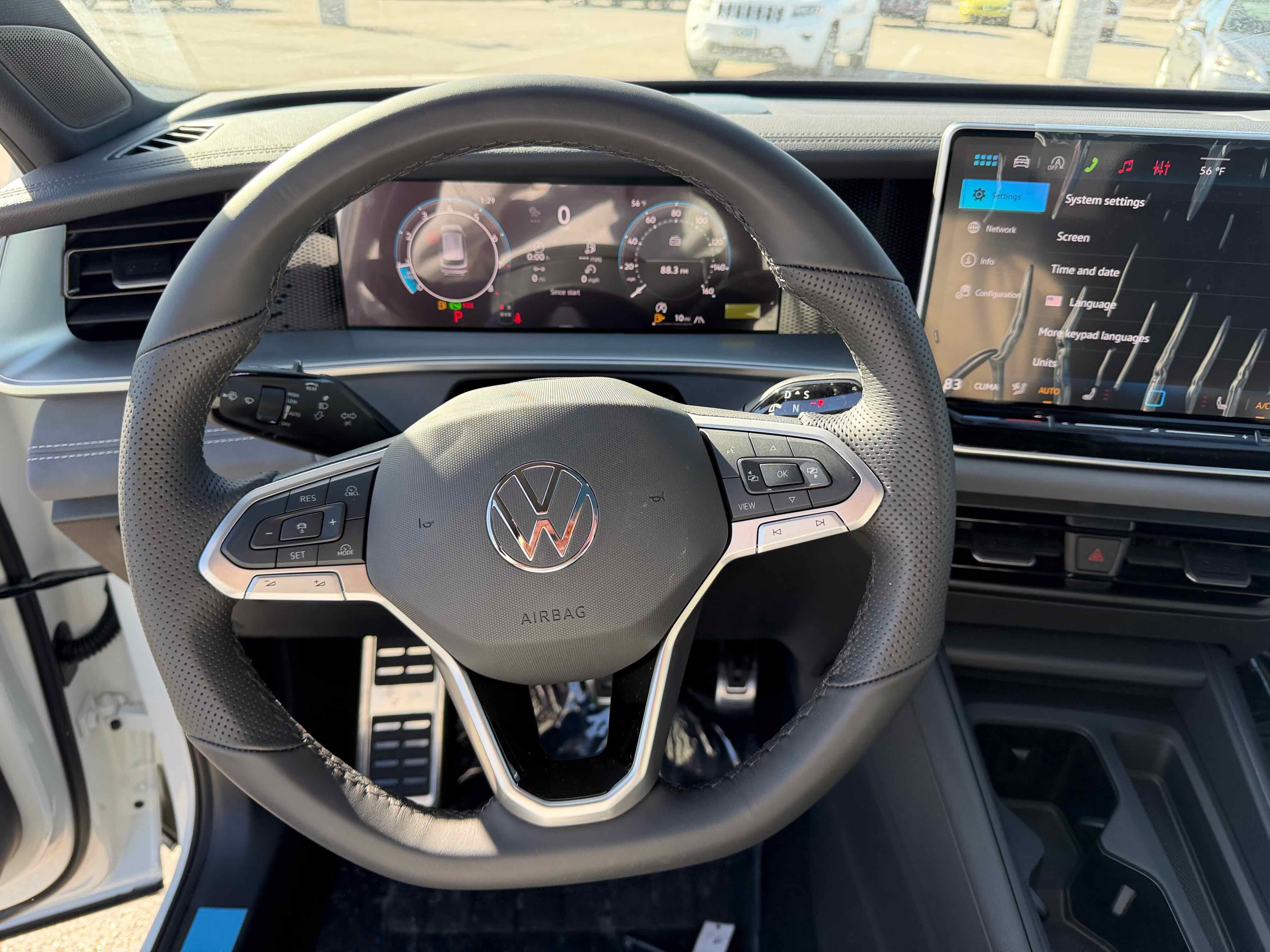 2026 Volkswagen Tiguan SE R-Line Black