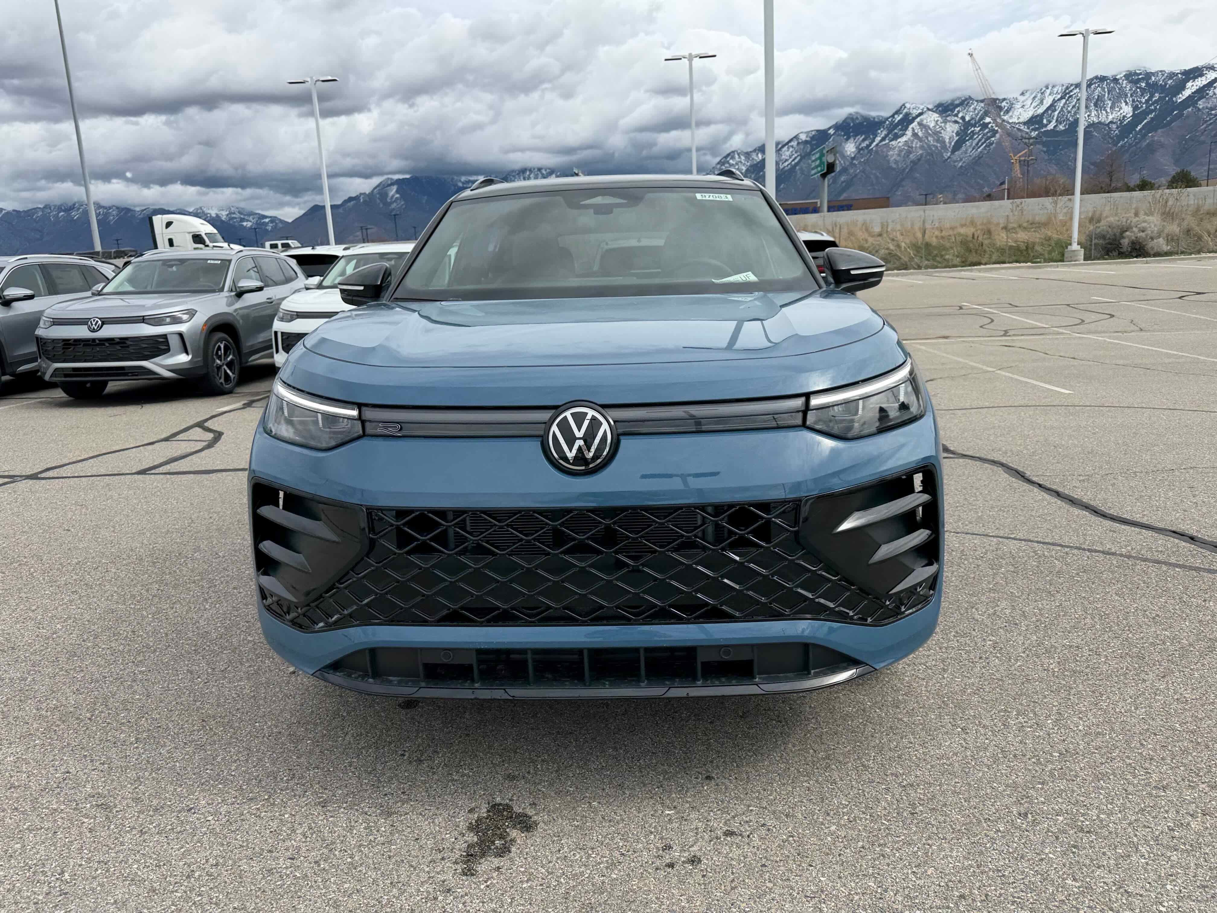 2026 Volkswagen Tiguan SE R-Line Black