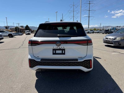 2026 Volkswagen Tiguan SE R-Line Black