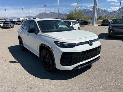 2026 Volkswagen Tiguan SE R-Line Black
