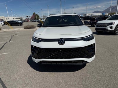 2026 Volkswagen Tiguan SE R-Line Black