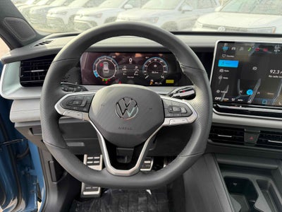 2026 Volkswagen Tiguan SE R-Line Black