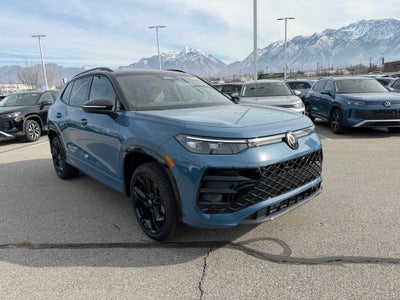 2026 Volkswagen Tiguan SE R-Line Black