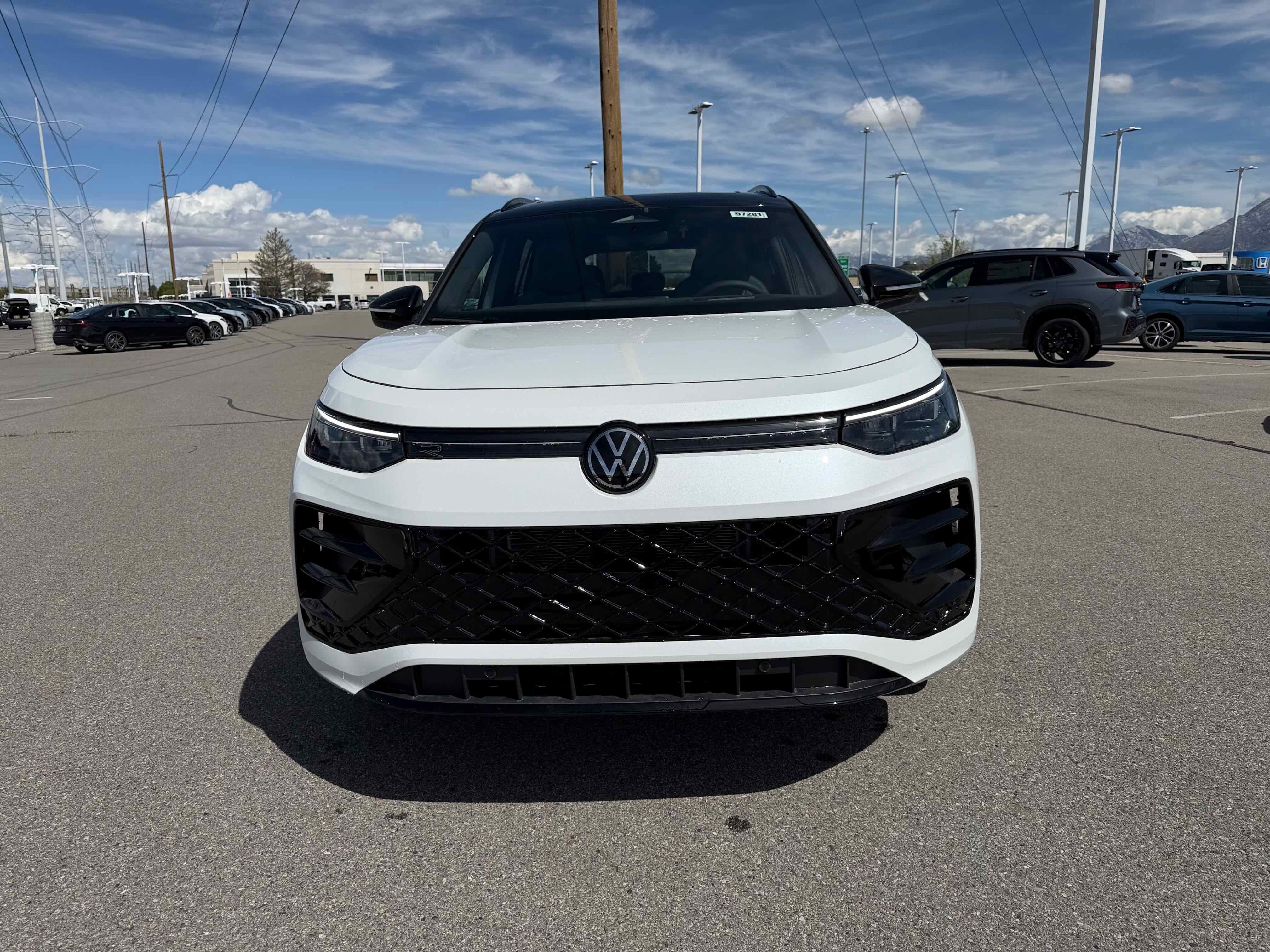 2026 Volkswagen Tiguan SE R-Line Black