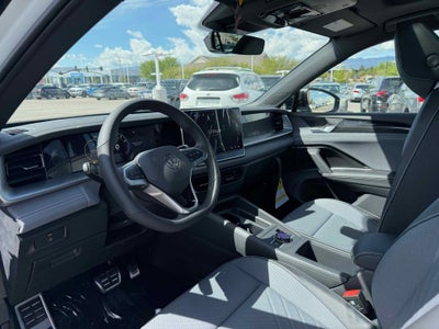 2026 Volkswagen Tiguan SE R-Line Black