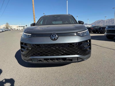2026 Volkswagen Tiguan SE R-Line Black