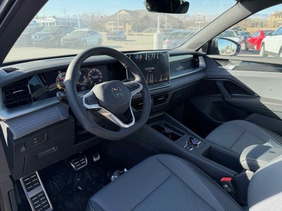 2026 Volkswagen Tiguan SE R-Line Black