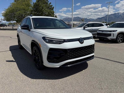 2026 Volkswagen Tiguan SE R-Line Black