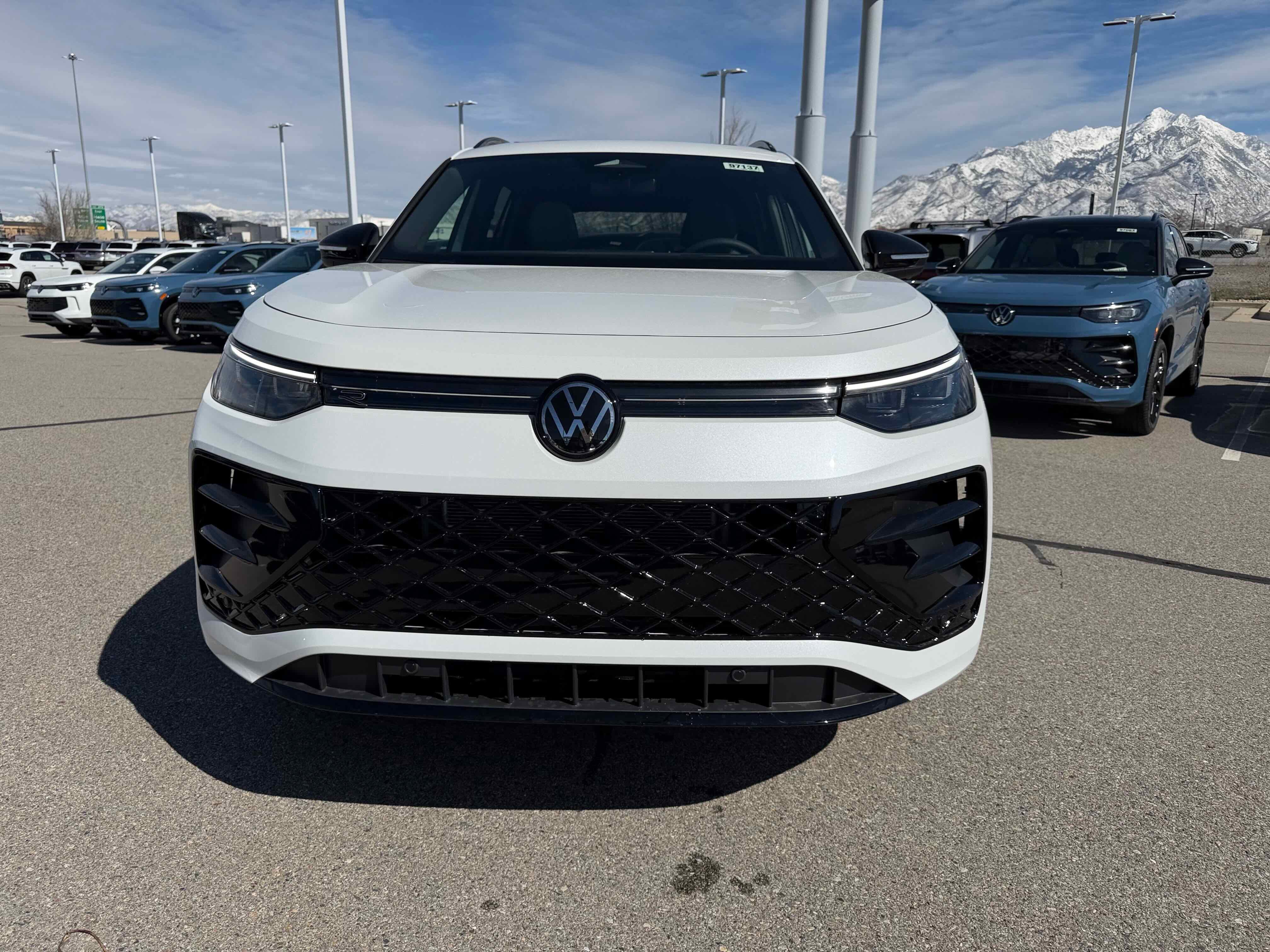 2026 Volkswagen Tiguan SE R-Line Black