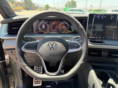 2026 Volkswagen Tiguan SE R-Line Black