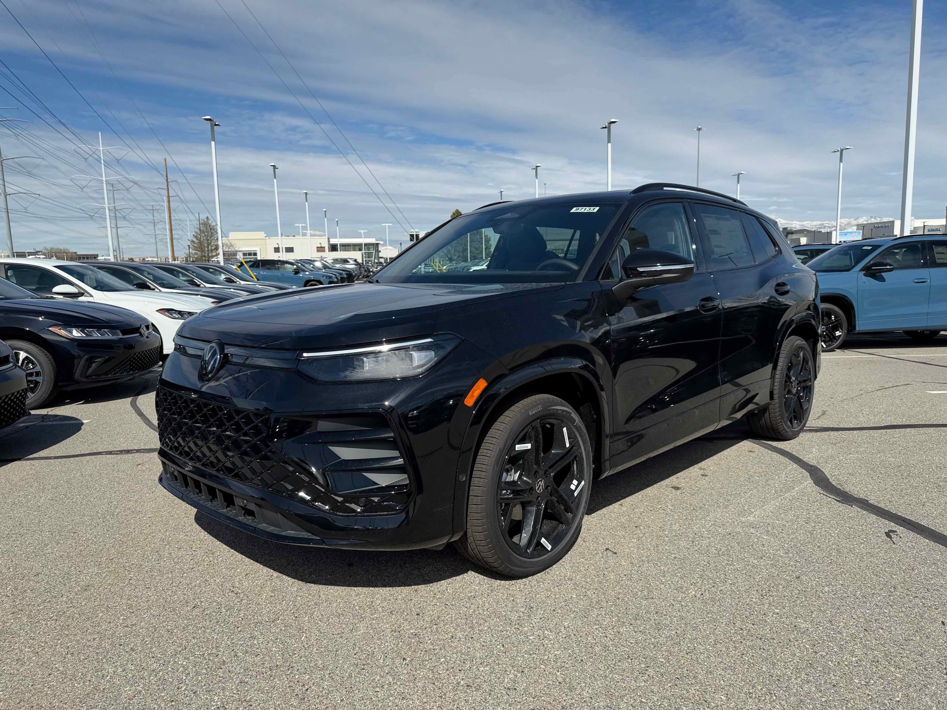 2026 Volkswagen Tiguan SE R-Line Black