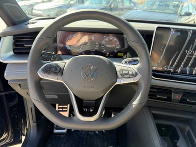 2026 Volkswagen Tiguan SE R-Line Black