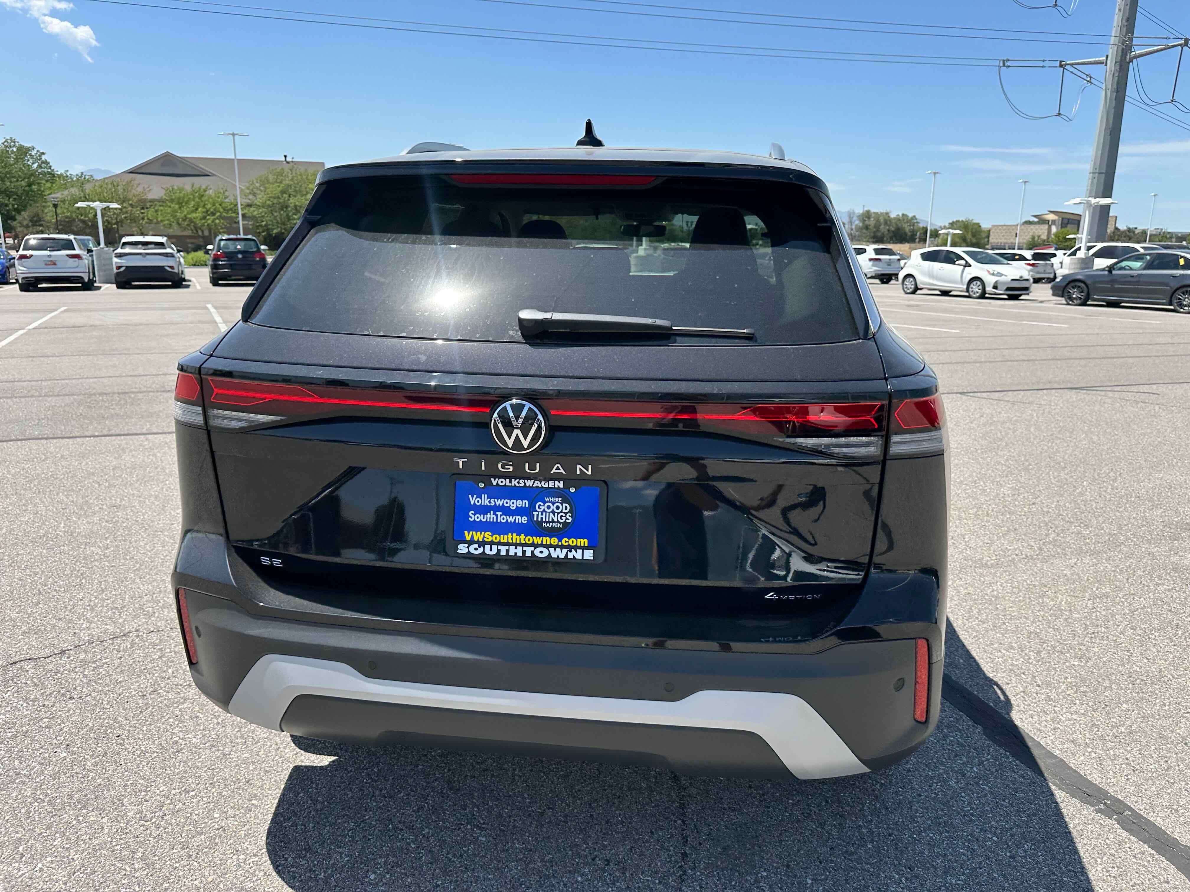 2025 Volkswagen Tiguan SE