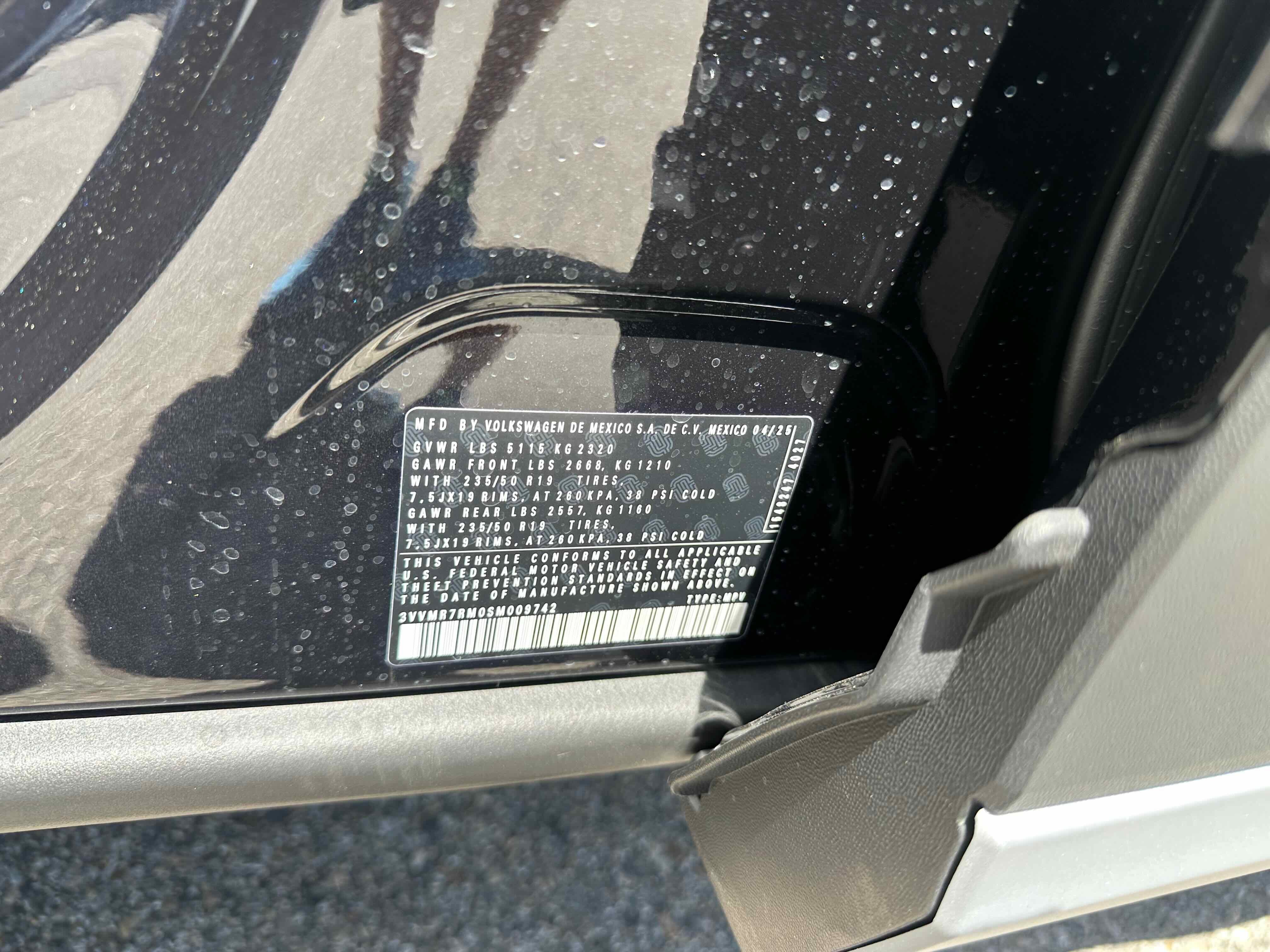 2025 Volkswagen Tiguan SE