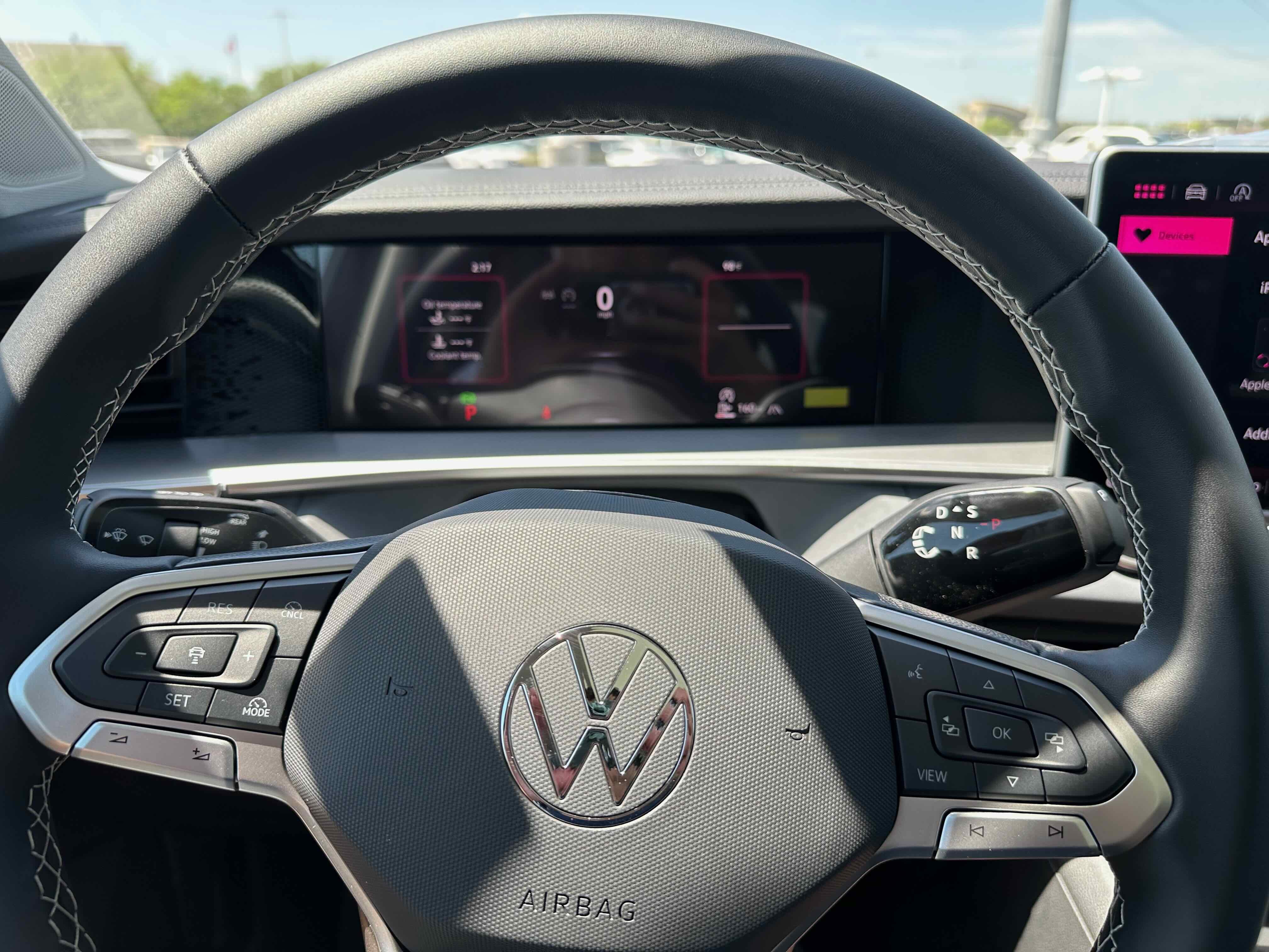 2025 Volkswagen Tiguan SE