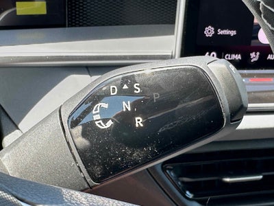 2025 Volkswagen Tiguan SE