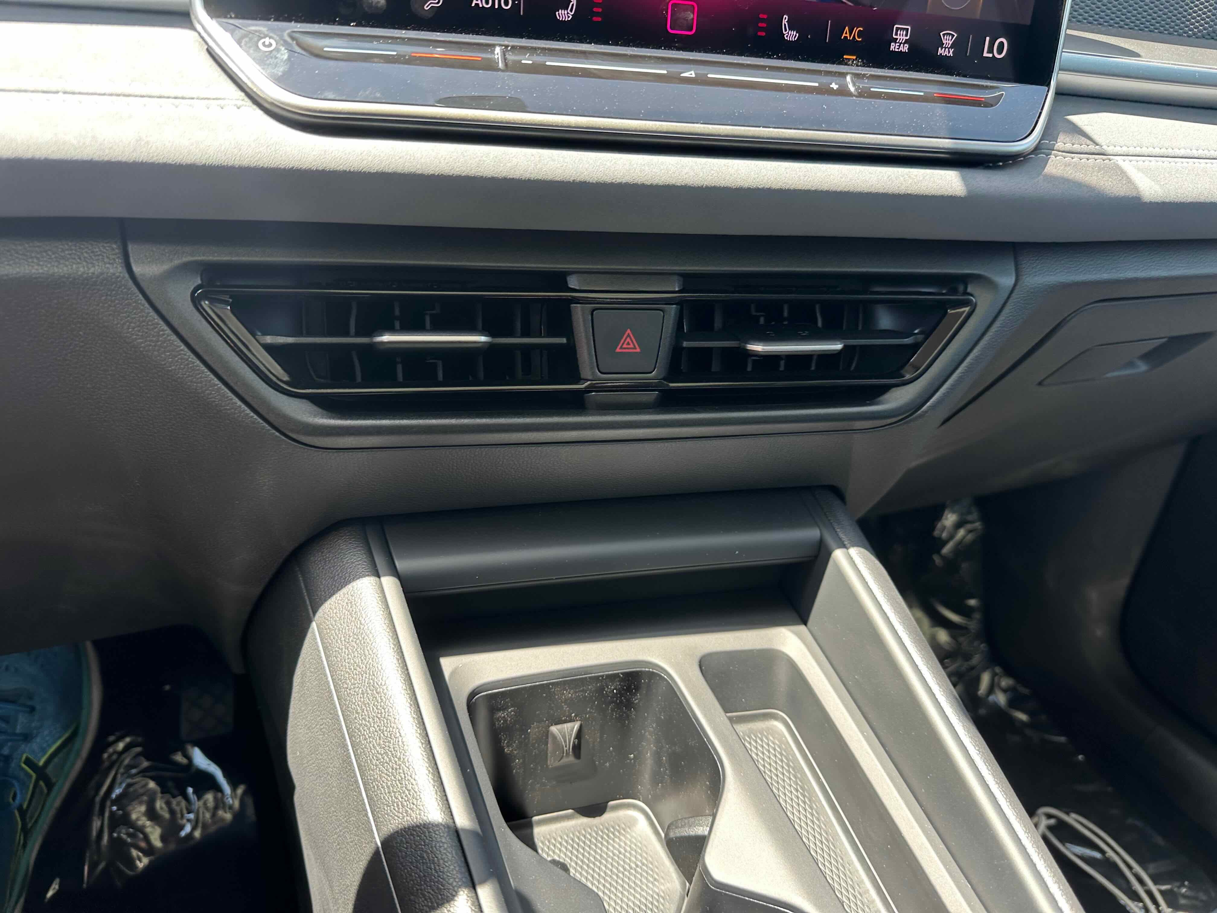 2025 Volkswagen Tiguan SE