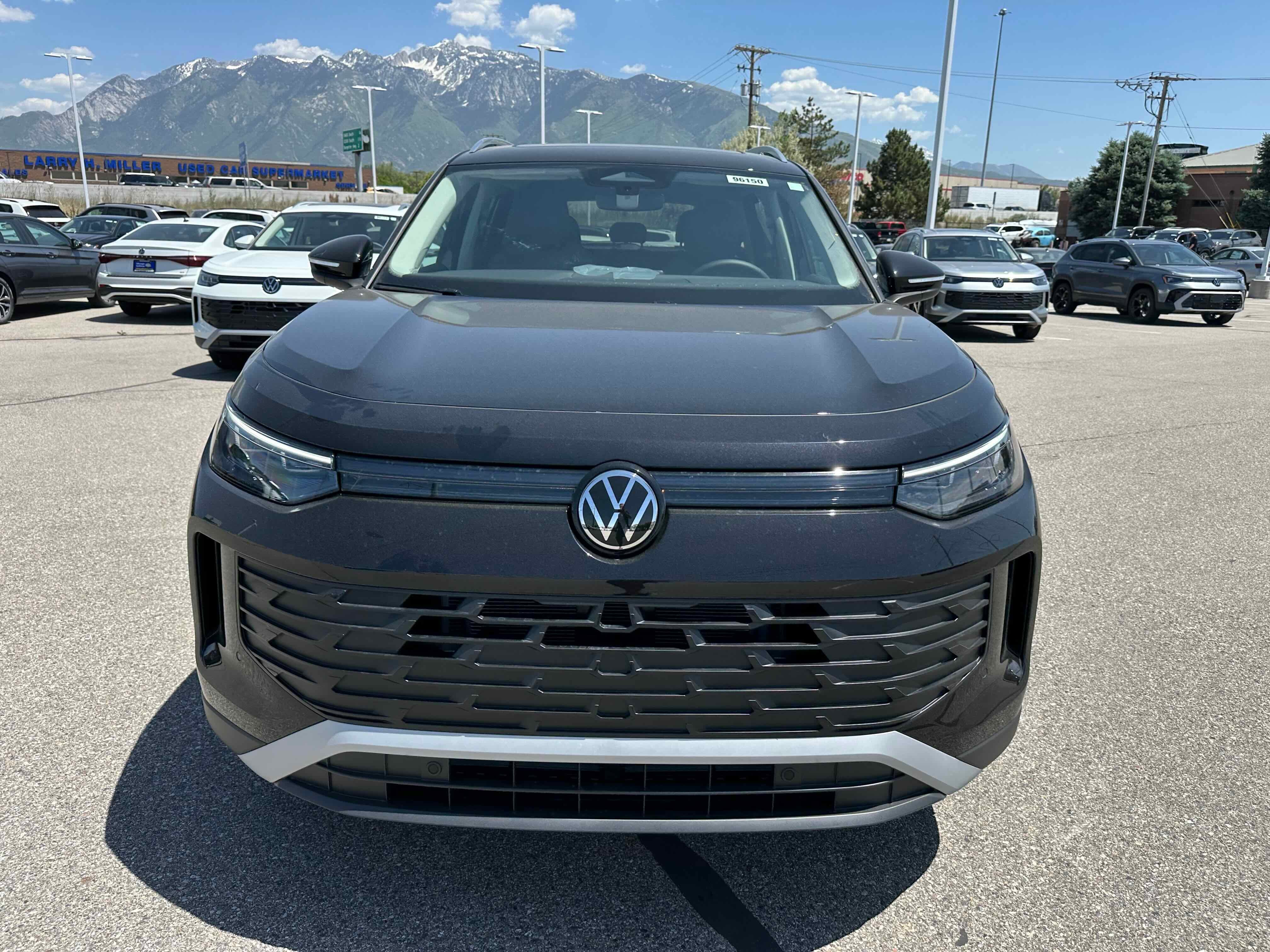 2025 Volkswagen Tiguan SE