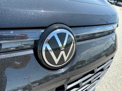 2025 Volkswagen Tiguan SE