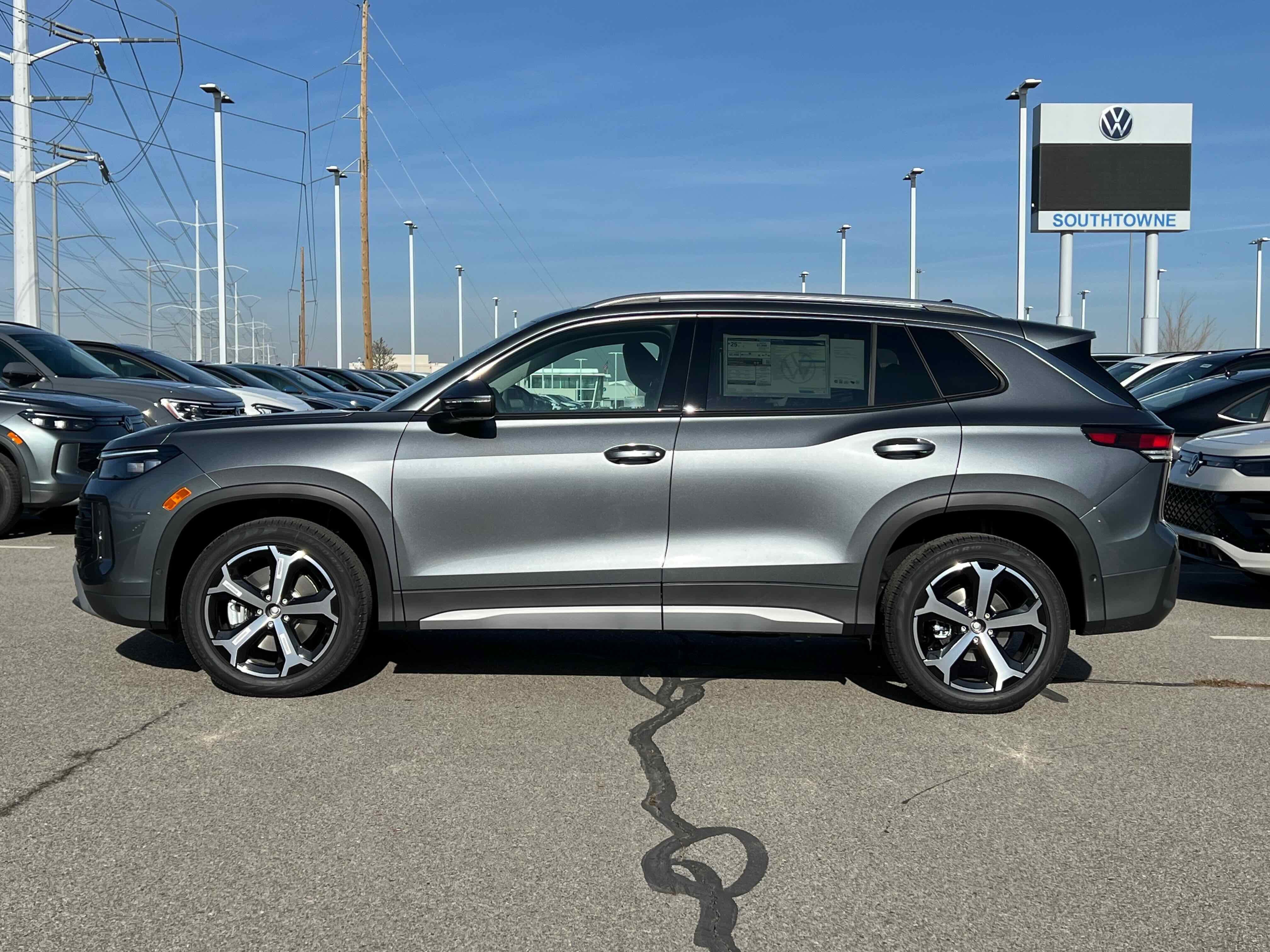 2026 Volkswagen Tiguan SE