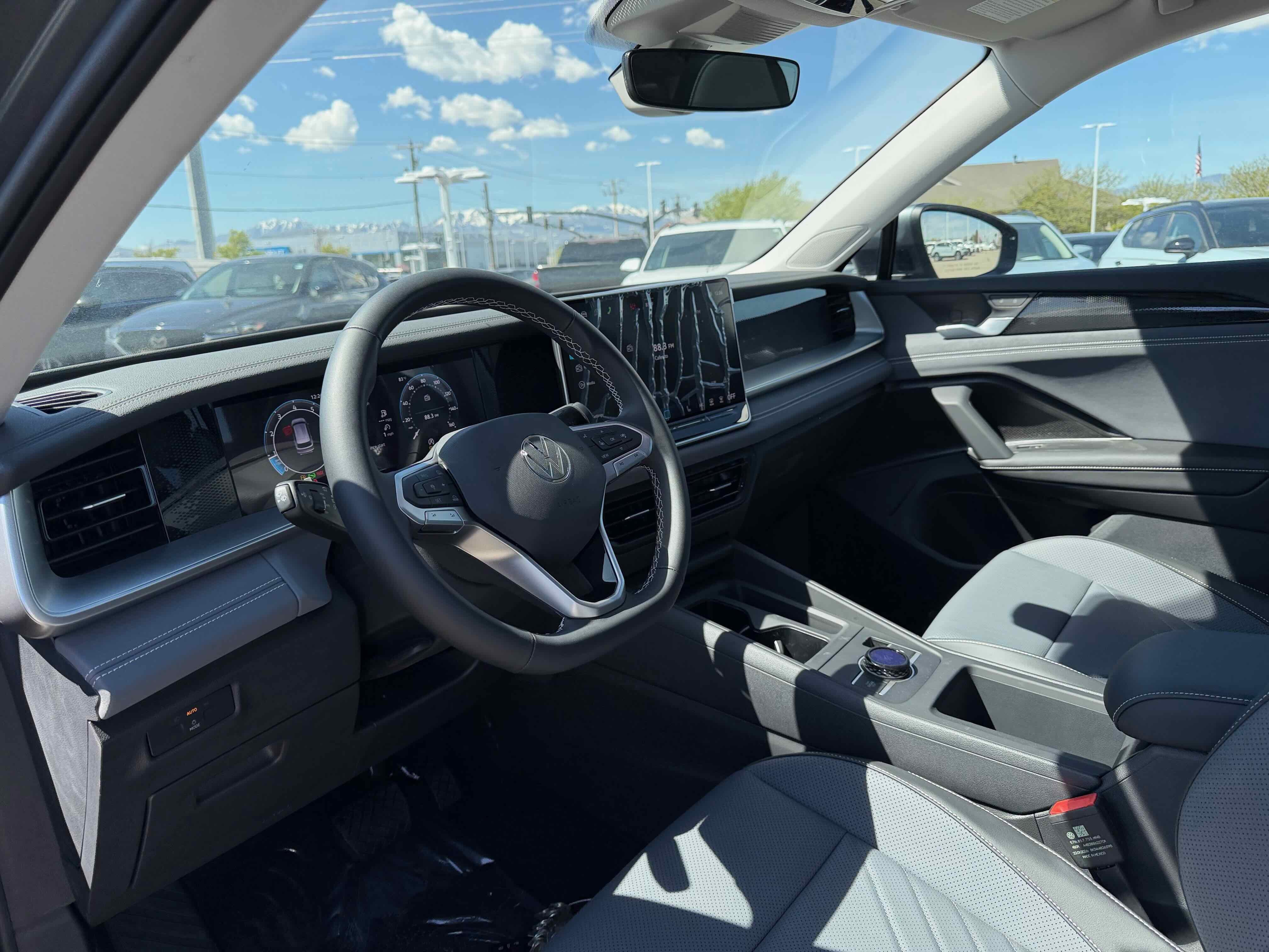 2026 Volkswagen Tiguan SE