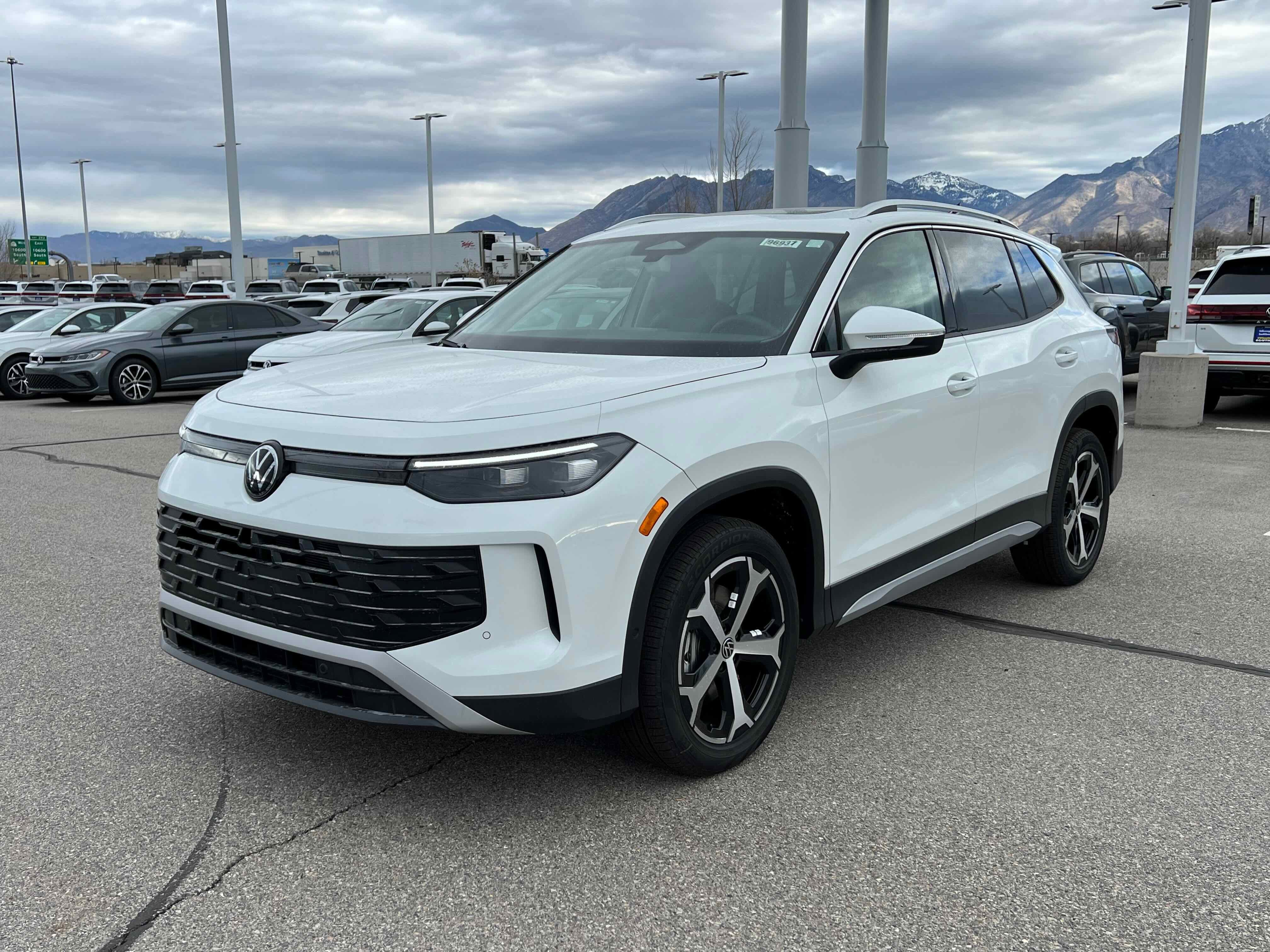 2026 Volkswagen Tiguan SE