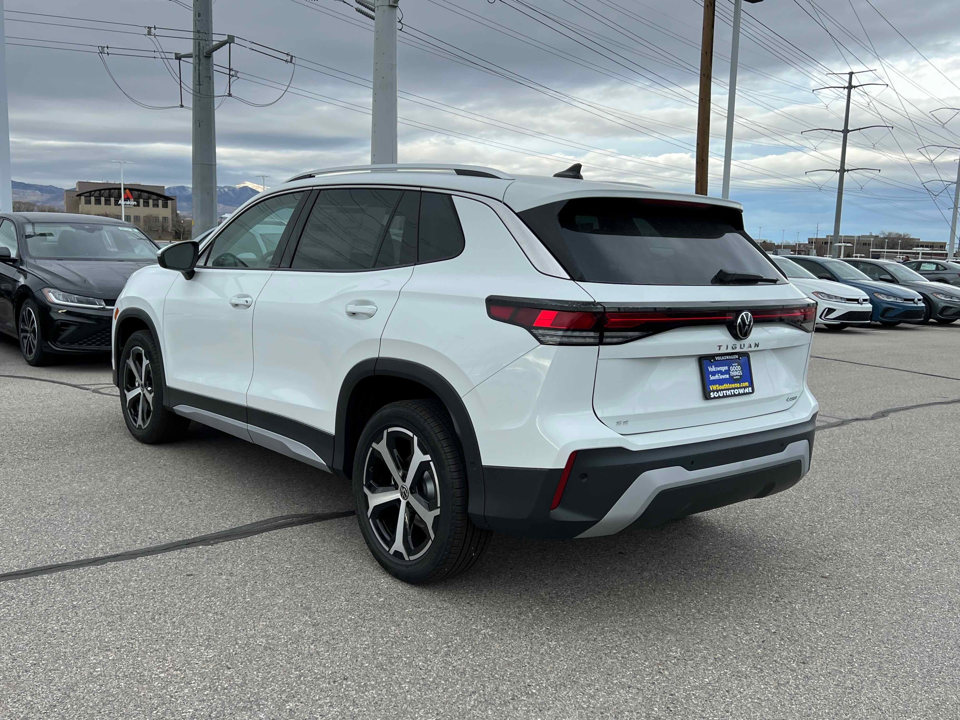 2026 Volkswagen Tiguan SE