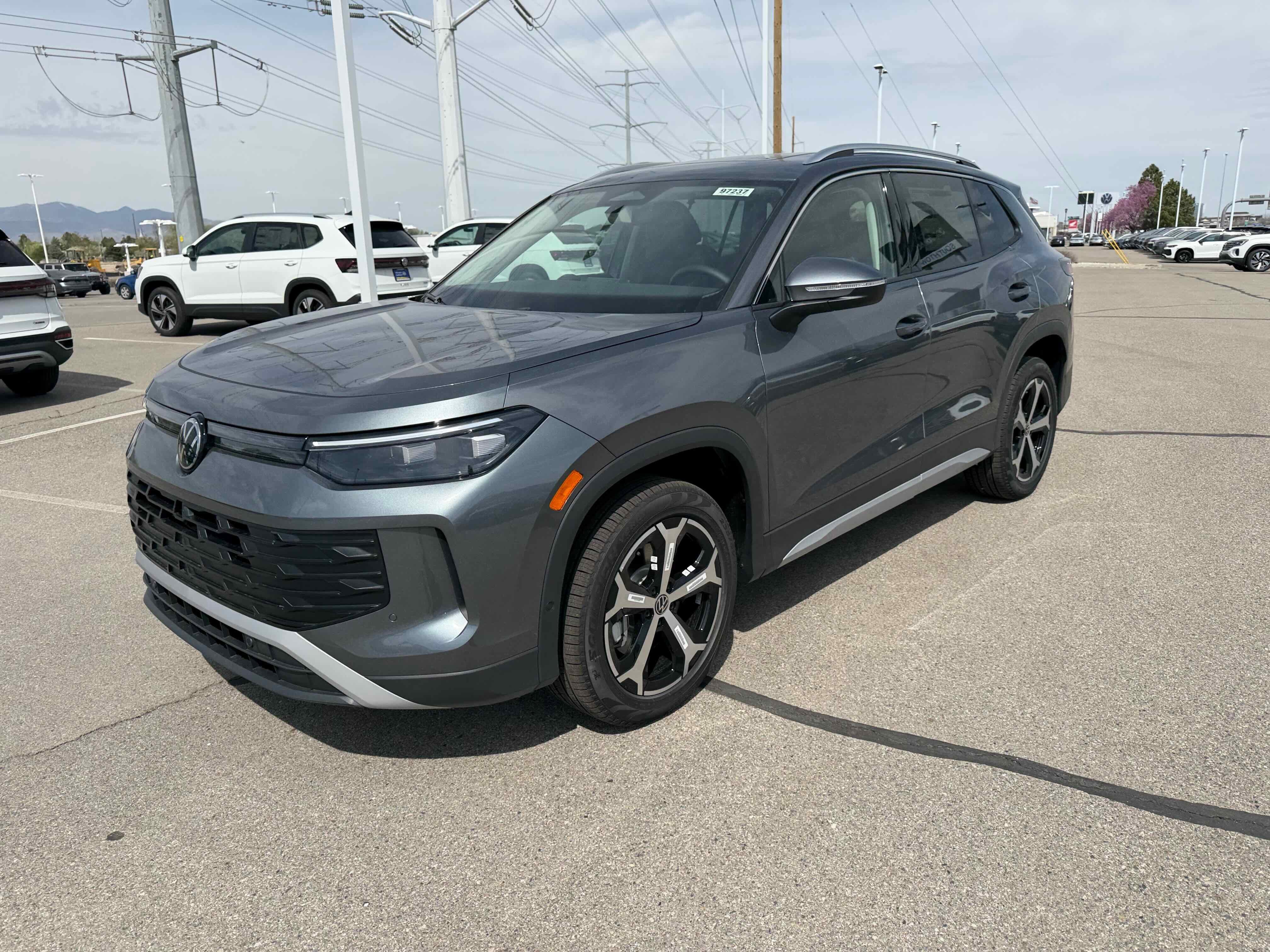 2026 Volkswagen Tiguan SE