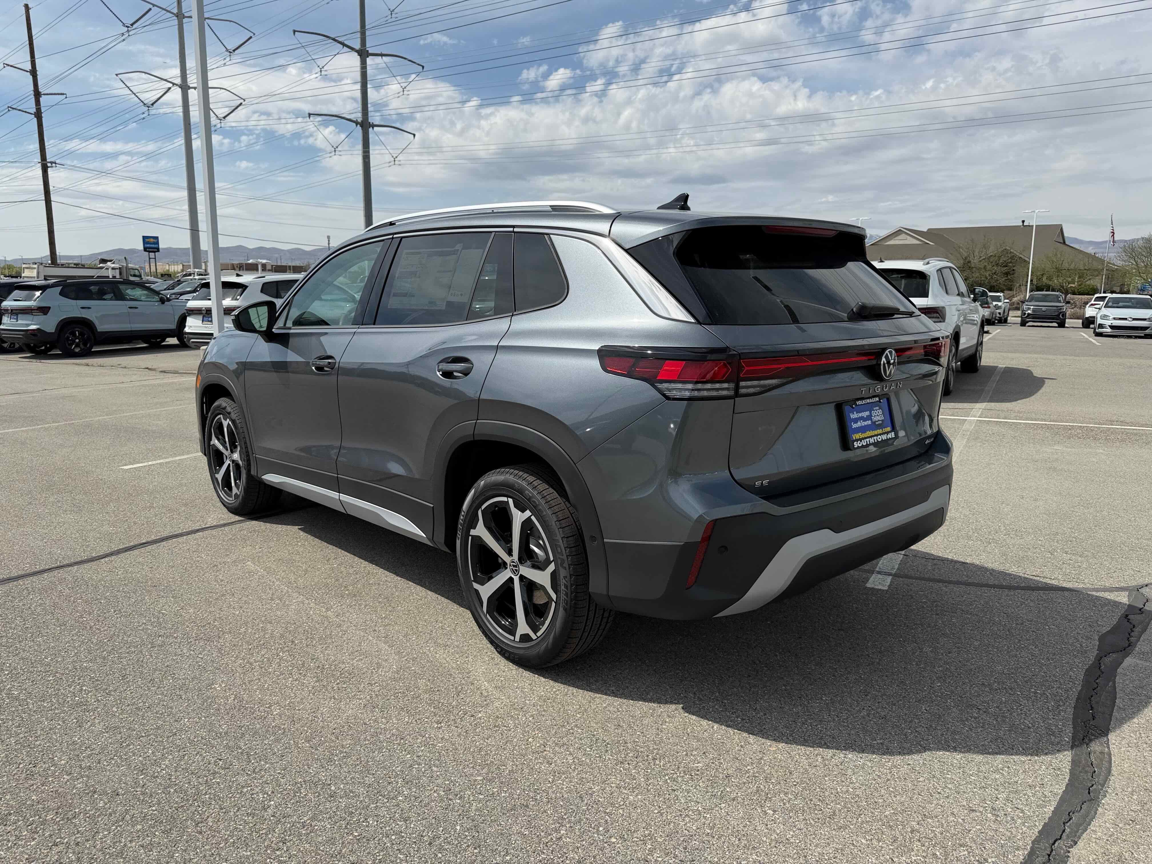 2026 Volkswagen Tiguan SE