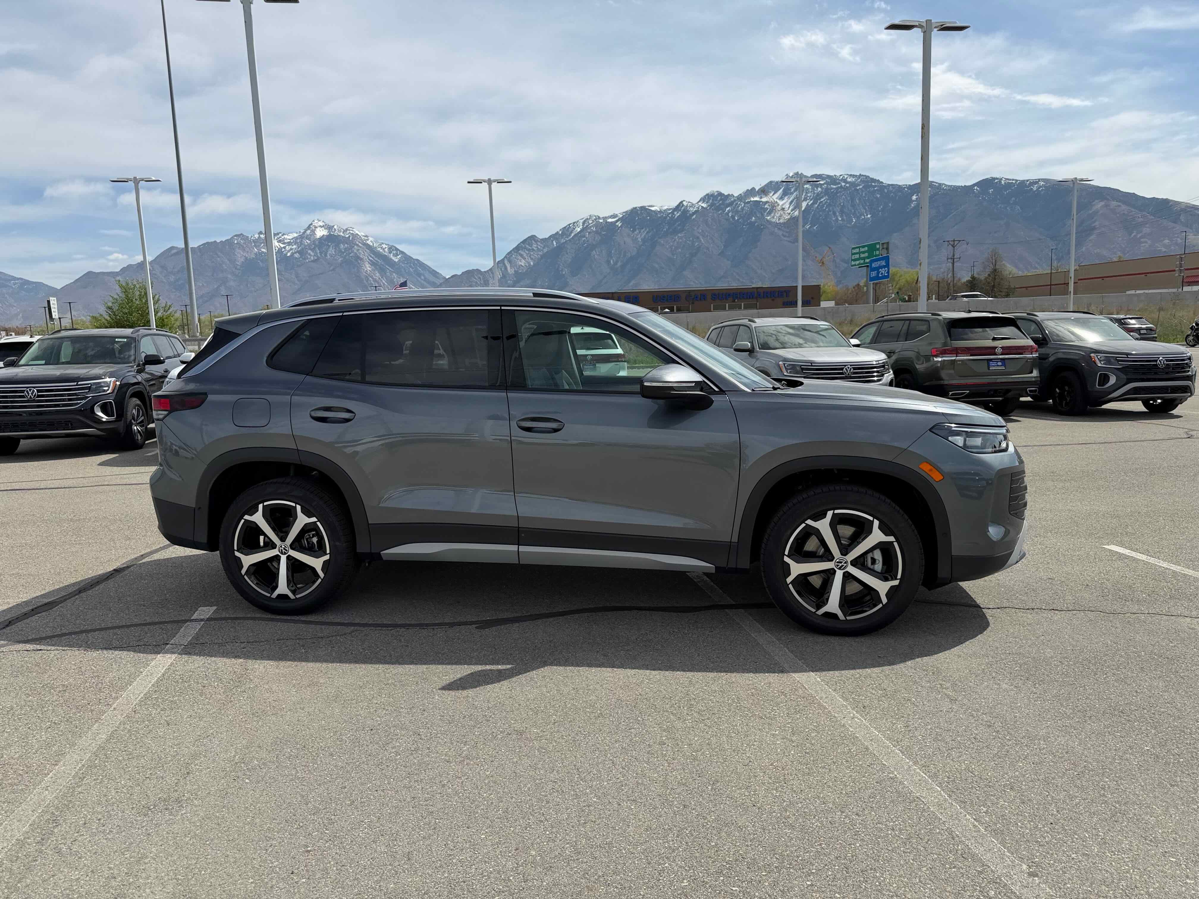 2026 Volkswagen Tiguan SE