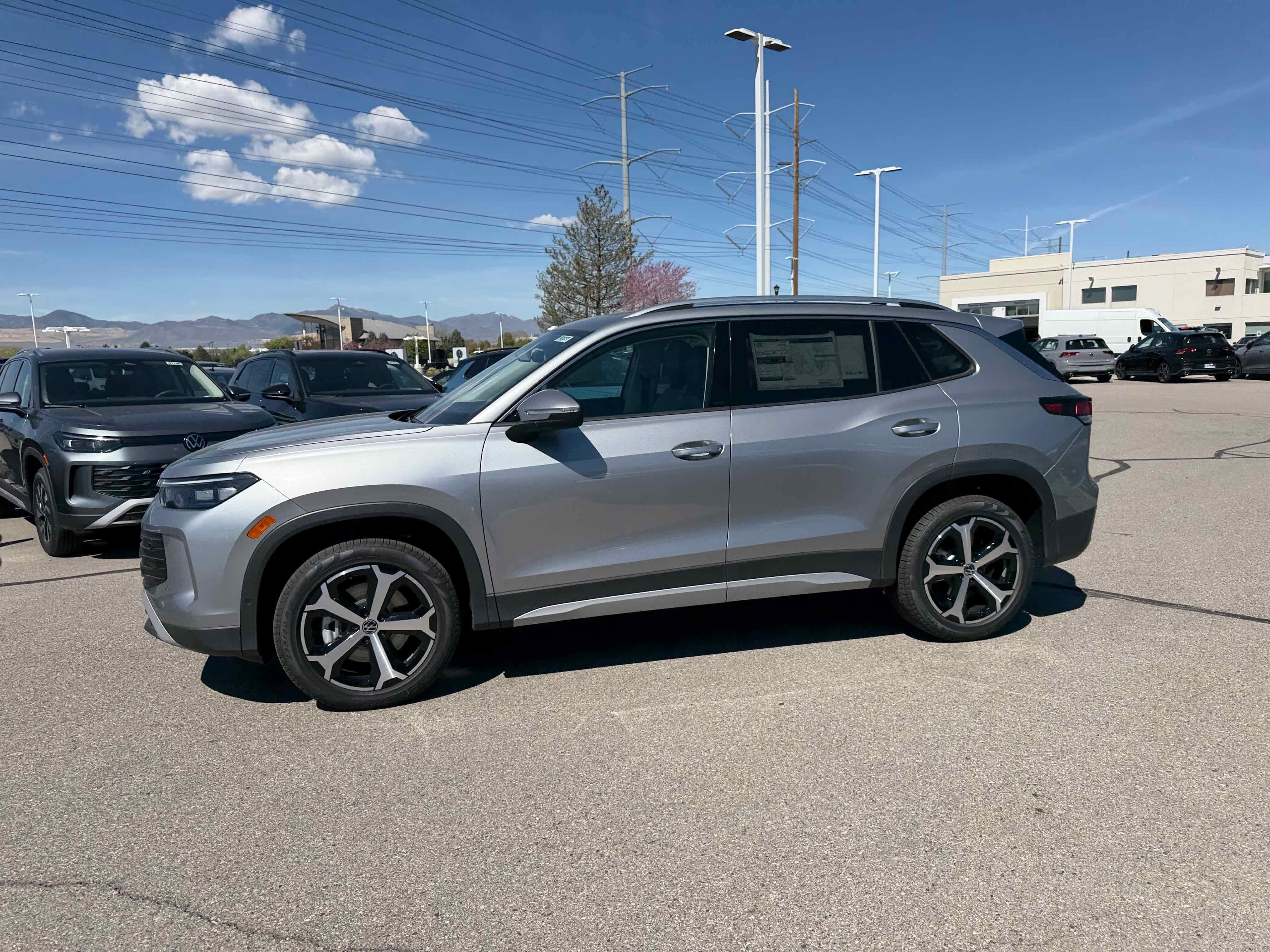 2026 Volkswagen Tiguan SE