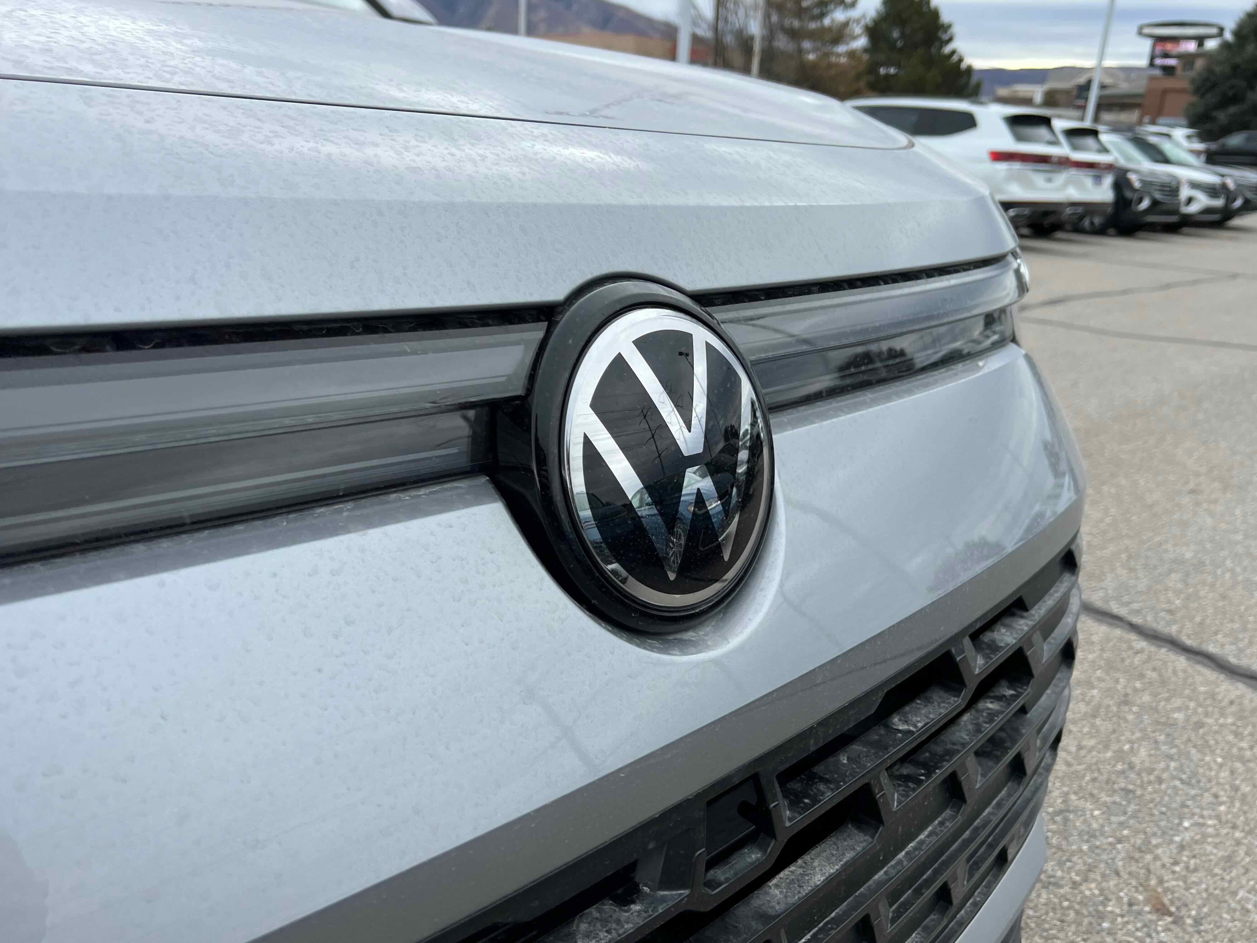 2026 Volkswagen Tiguan SE