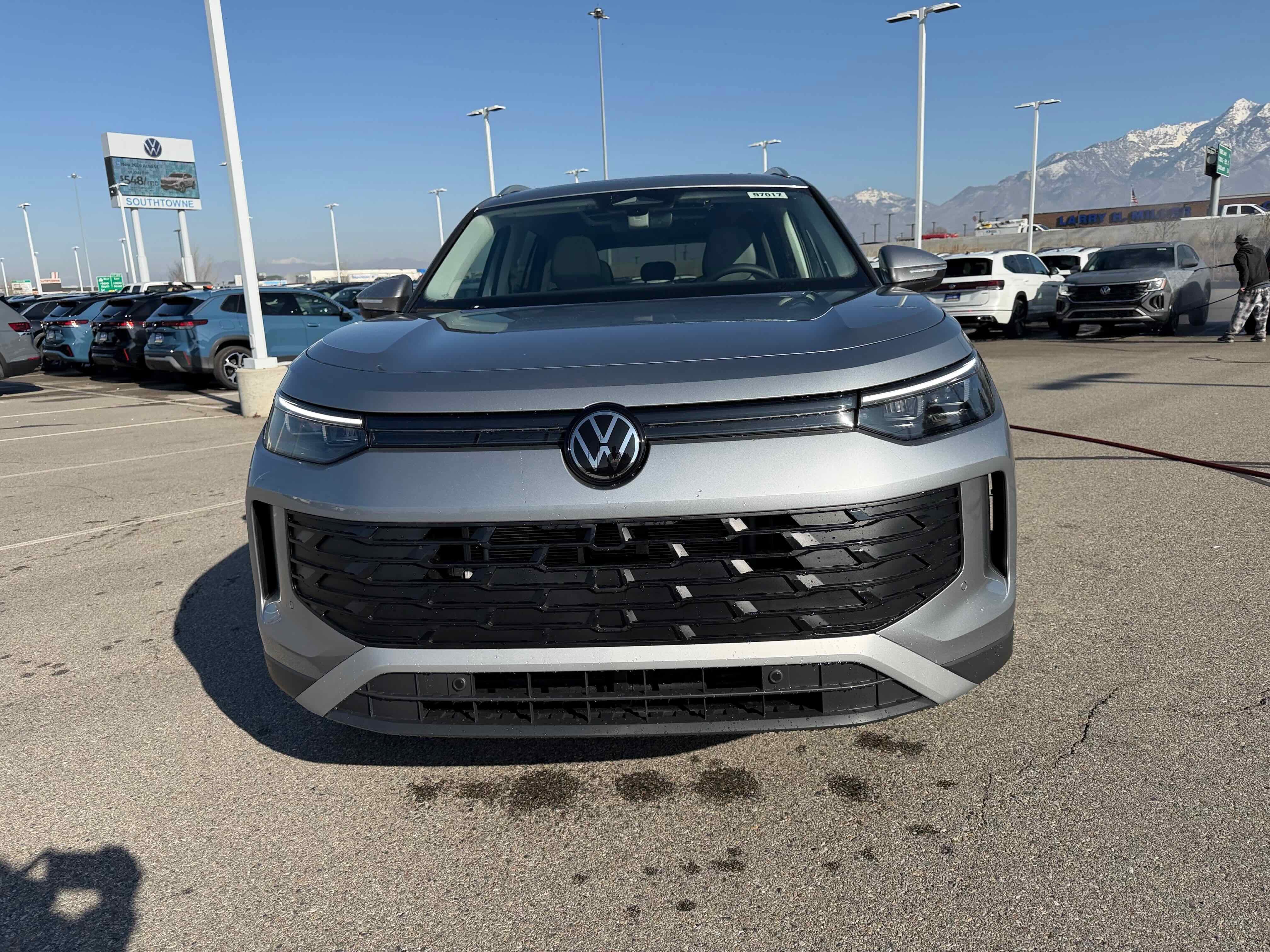 2026 Volkswagen Tiguan SE