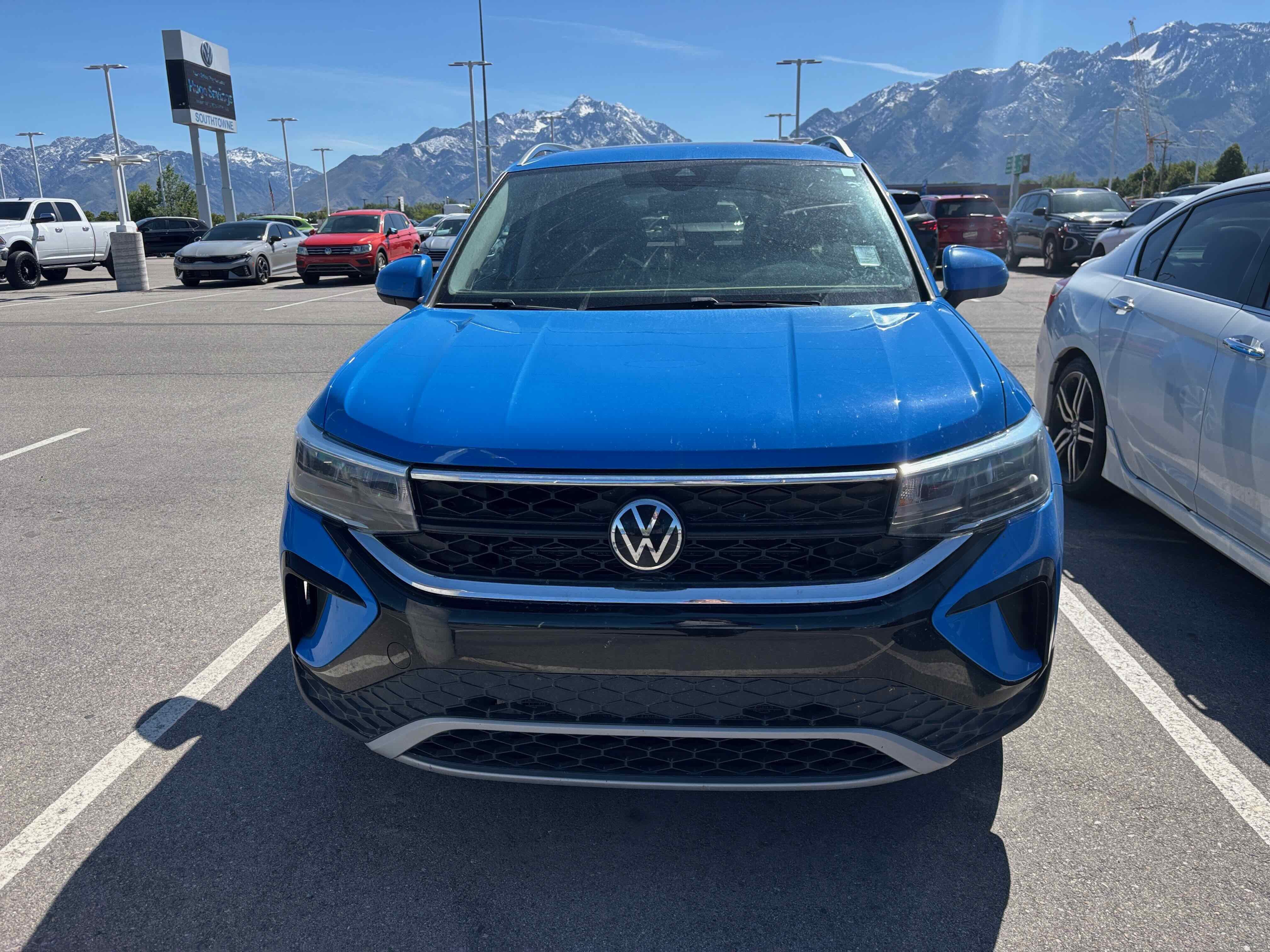 2023 Volkswagen Taos SE