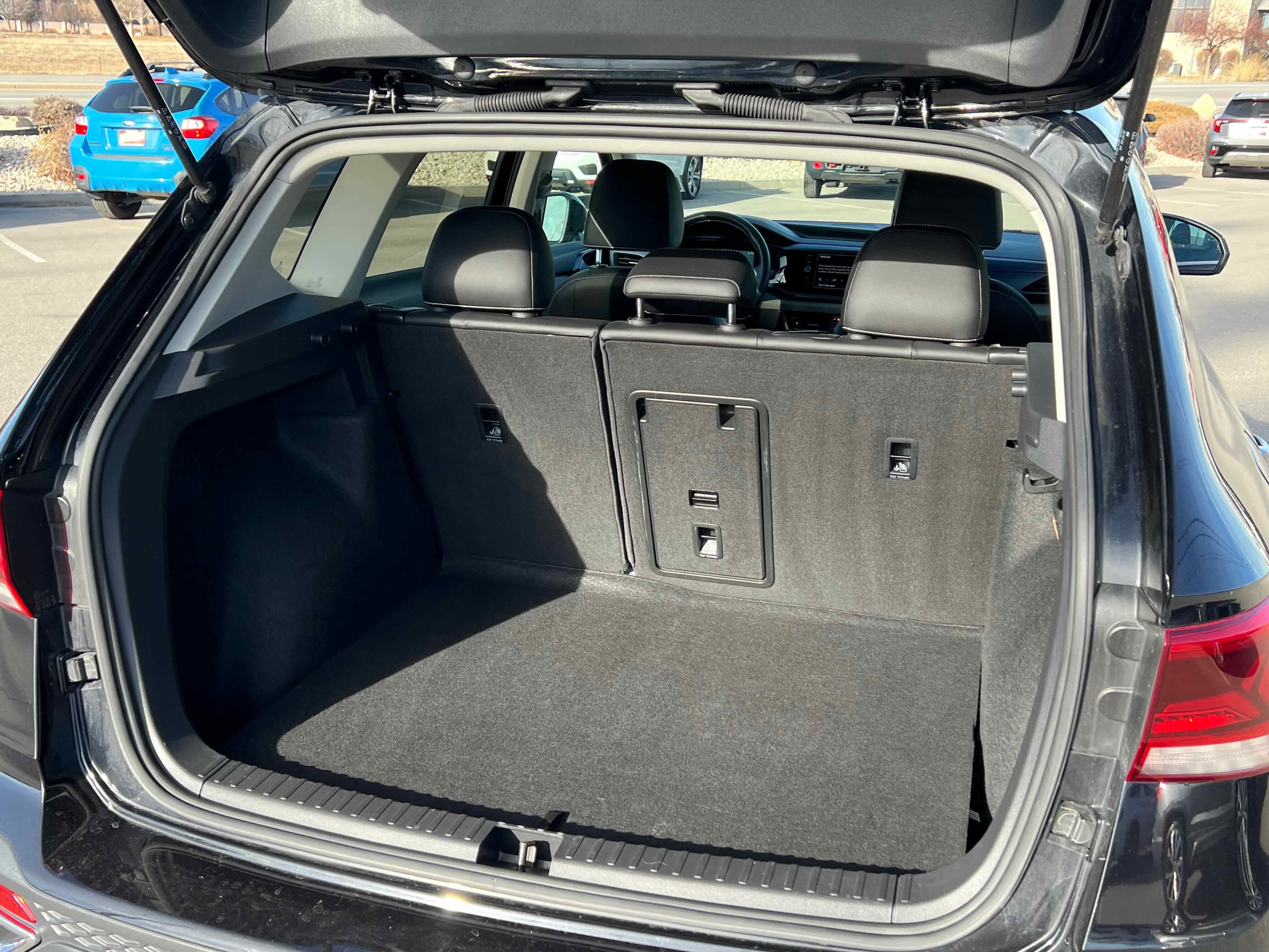 2023 Volkswagen Taos SE