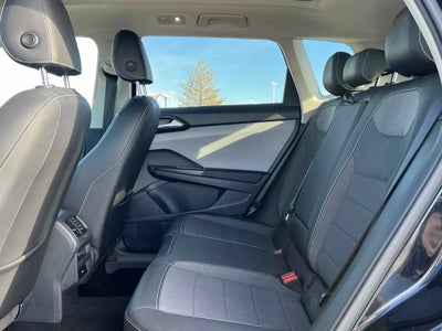 2023 Volkswagen Taos SE