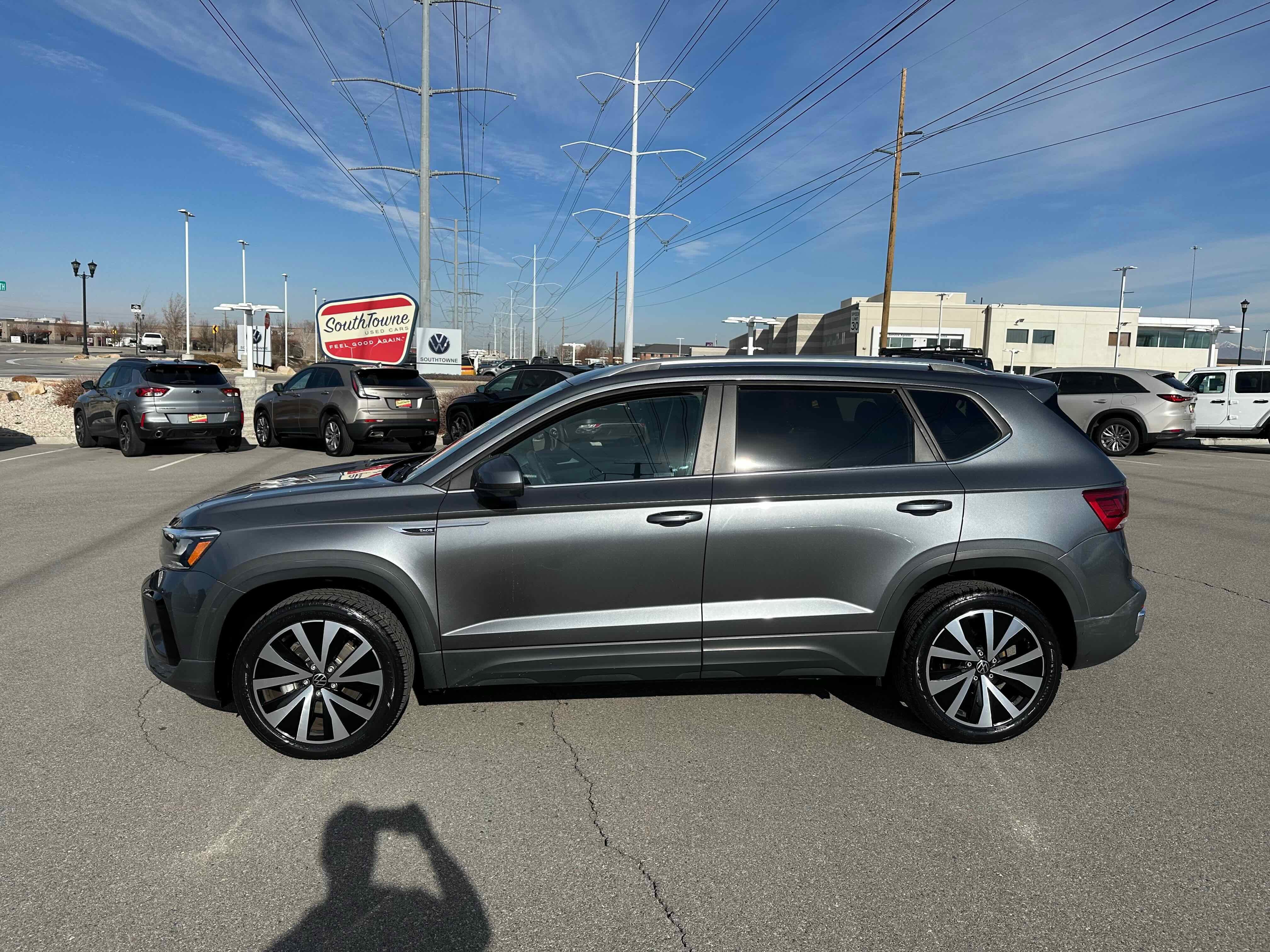 2022 Volkswagen Taos SE