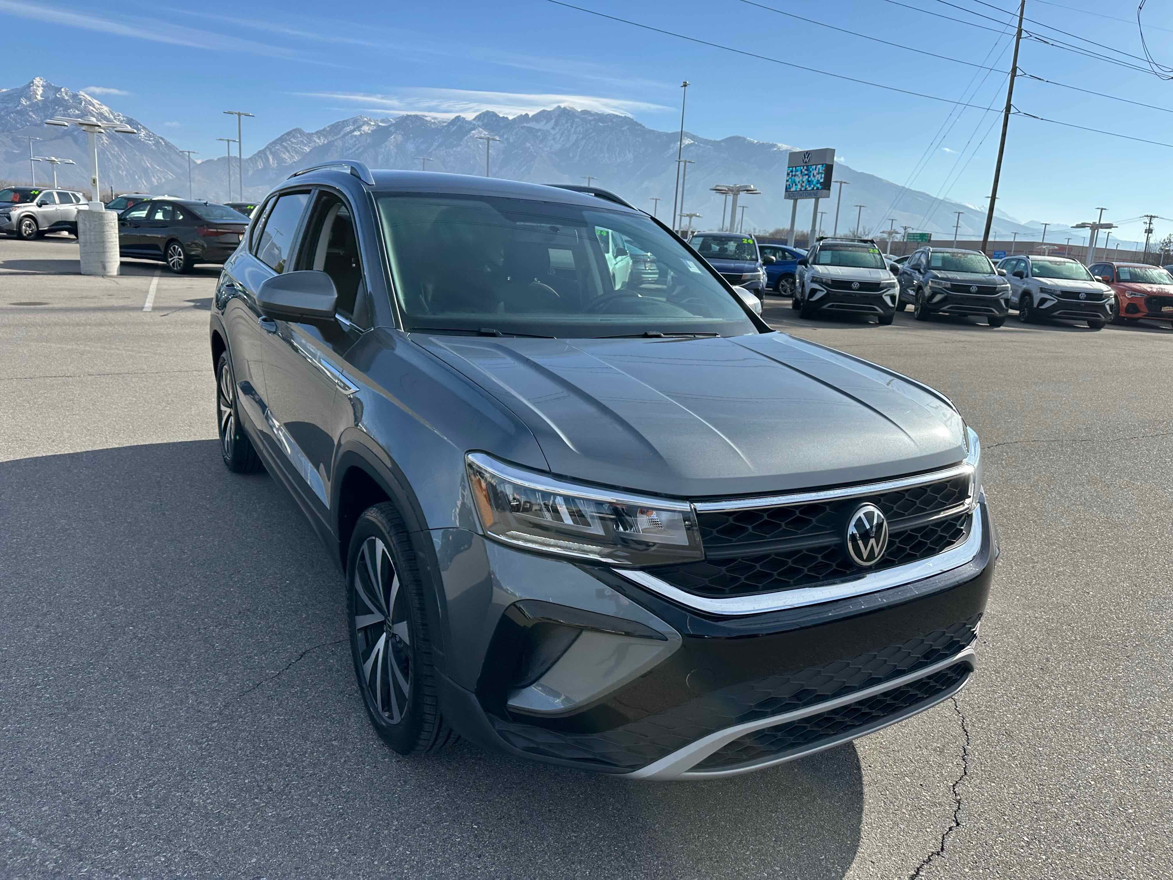 2022 Volkswagen Taos SE