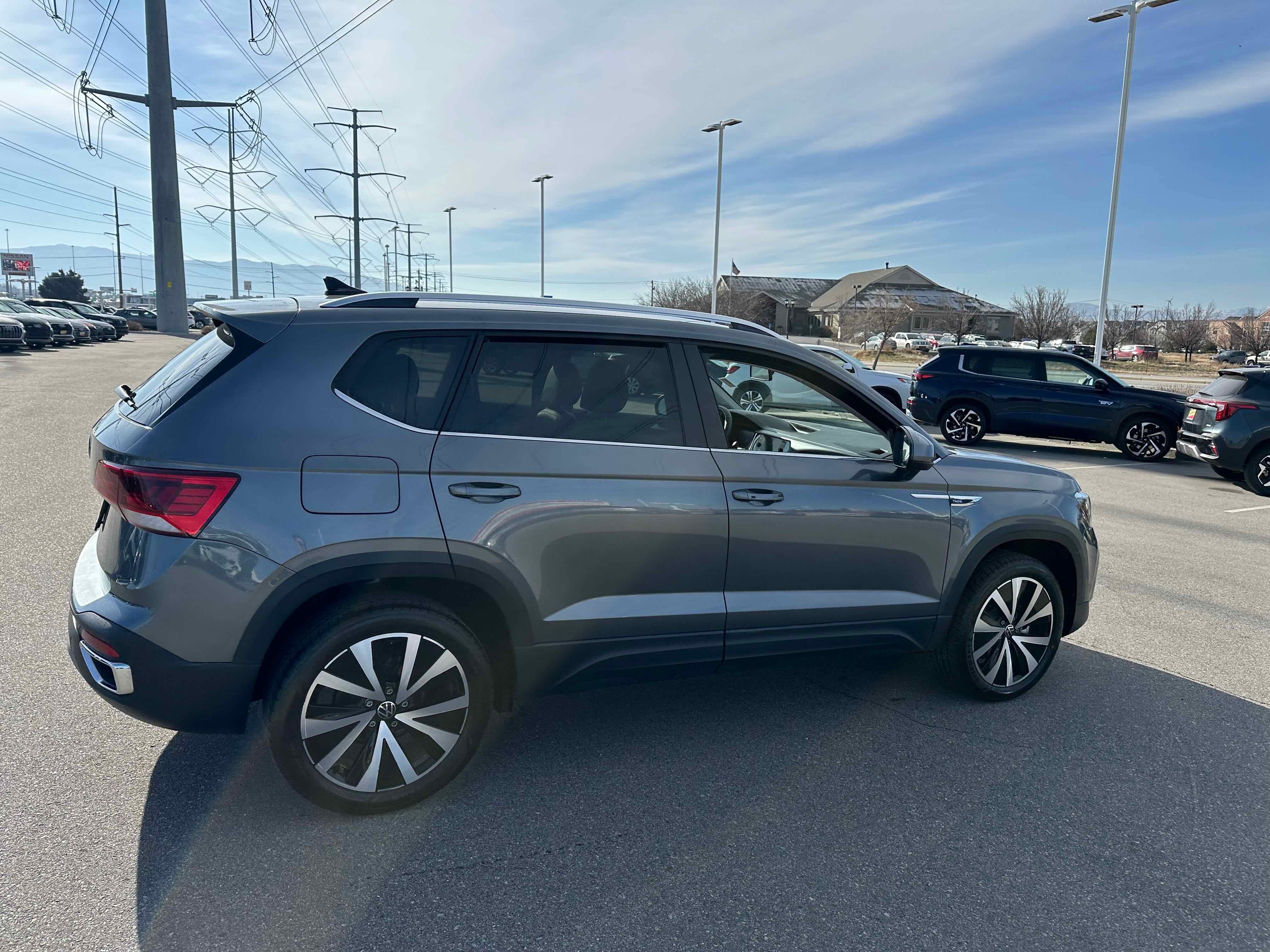 2022 Volkswagen Taos SE