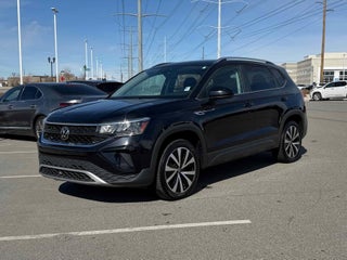 2023 Volkswagen Taos SE