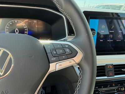 2026 Volkswagen Taos SE