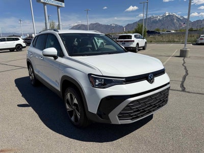2026 Volkswagen Taos SE