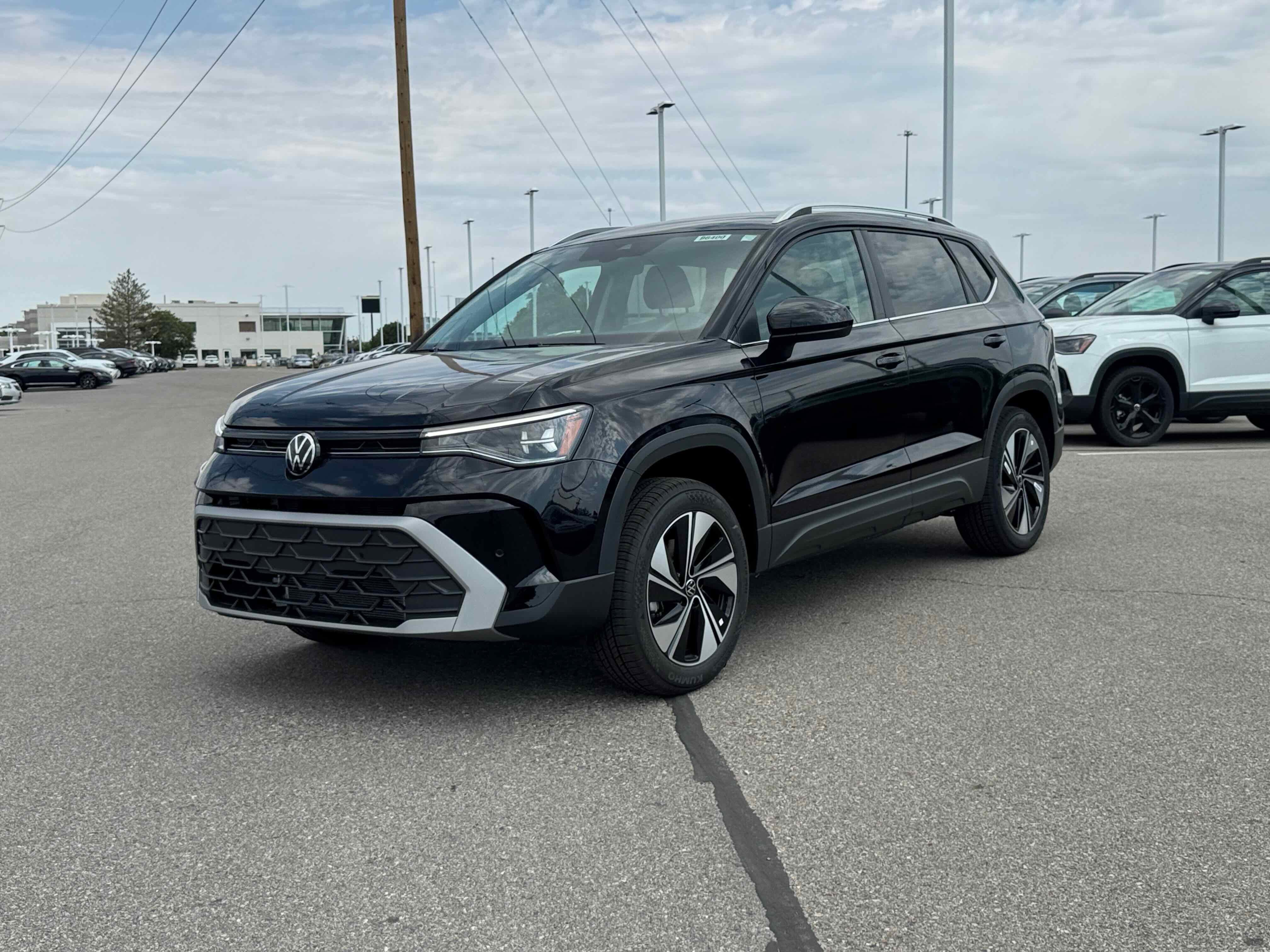 2025 Volkswagen Taos SE