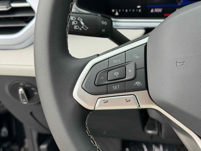 2026 Volkswagen Taos SE