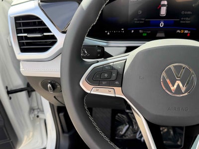 2026 Volkswagen Taos SE